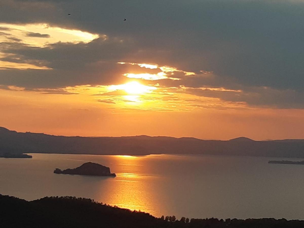 Belvedere Del Lago مونتيفياسكون المظهر الخارجي الصورة